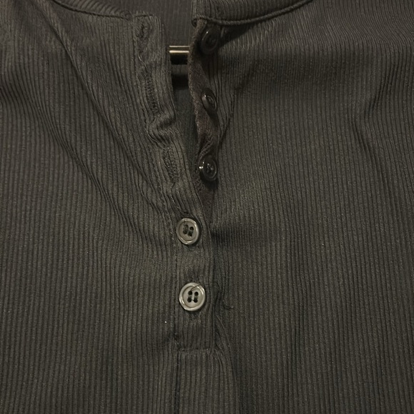 SHEIN long sleeve shirt - Picture 5 of 7